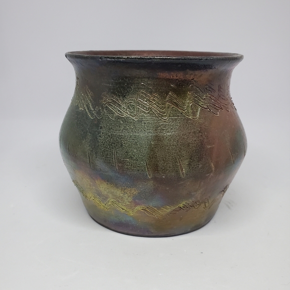 Raku Style Pottery 4 1/2"  Planter - Signed "Erin '01" Pre-Owned - Picture 2 of 12
